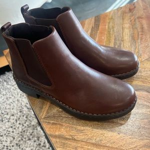 Eastland Women’s Leather Boots